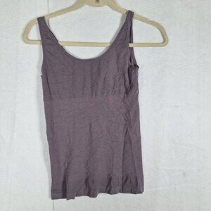 Yummies sleeveless shapewear top size large